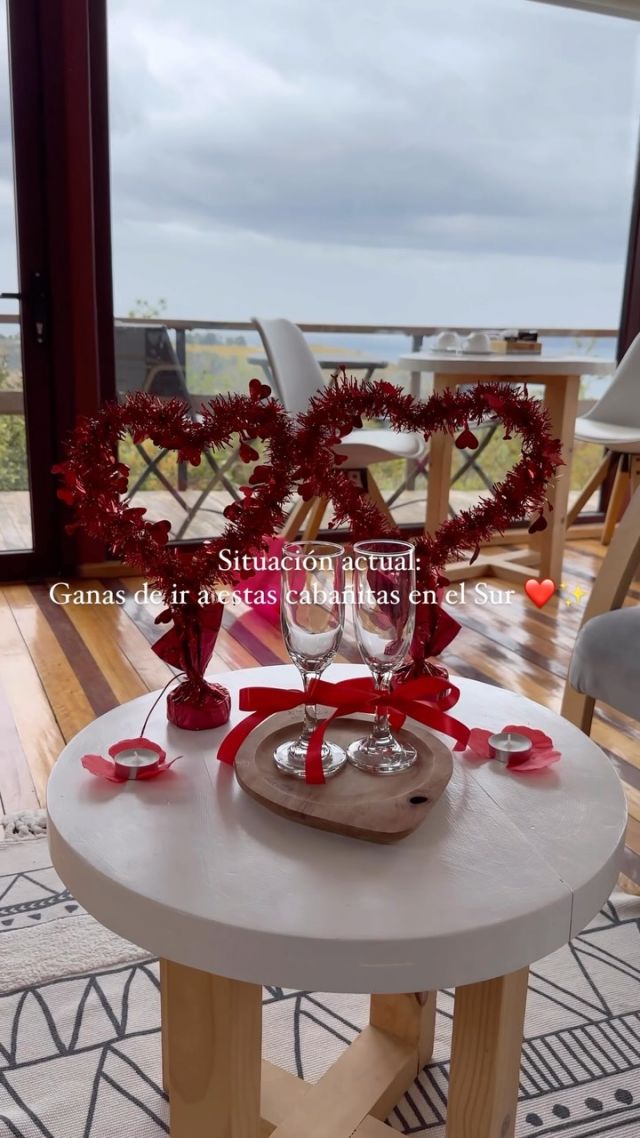 ¿Un viajecito al sur? ❤️ esta es la señal para que vengas a Tungulú Cabañas 😍

Una relajante tinaja caliente, un rico espumante, una tabla para compartir y la mejor compañía para disfrutar y descansar, qué mejor plan?

👉 Etiqueta en los comentarios con quién te gustaría venir a nuestras Cabañas aquí en el Sur de Chile 🫶✨.

Reserva durante estos días a nuestro WhatsApp +56942909059 y consulta nuestras promociones y disponibilidad.

Te esperamos 🫶❤️

#surdechile #puertomontt #puertovaras #lugaresbonitosdechile #chiloe #valdivia #santiagodechile